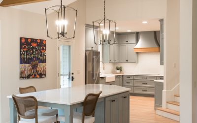 Newly Remodeled Kitchen With Dining Table